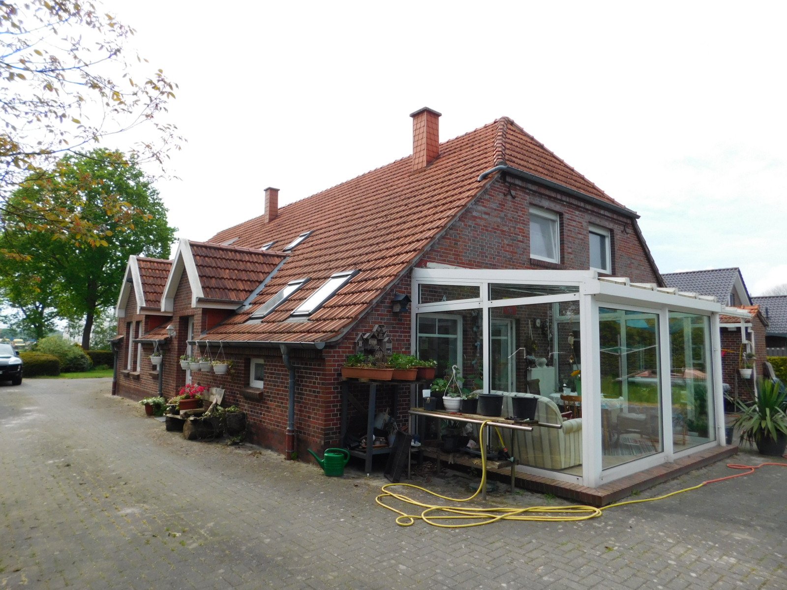 Foto WIESMOOR: Haushälfte
