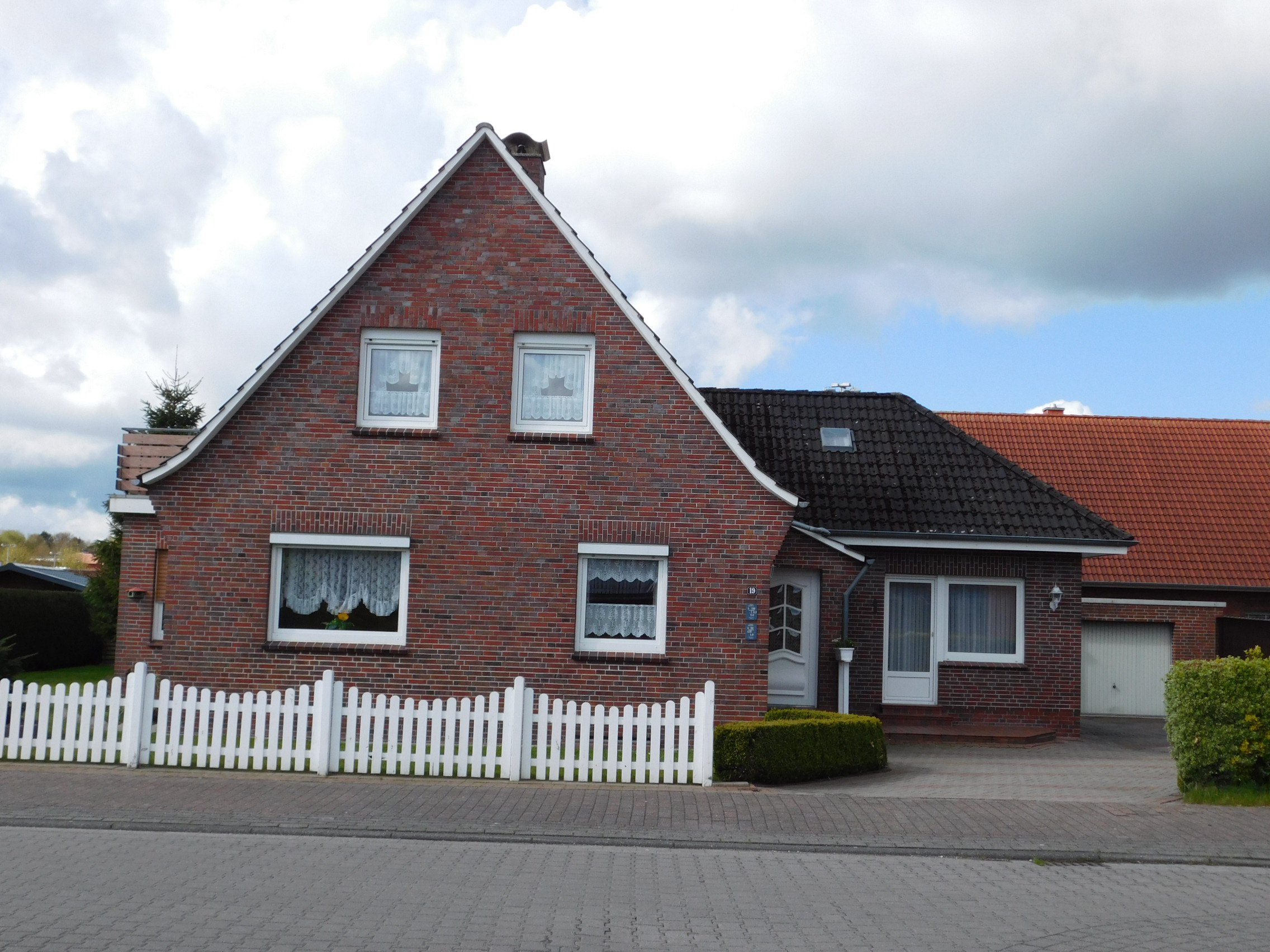 Foto WIESMOOR: Wohnhaus