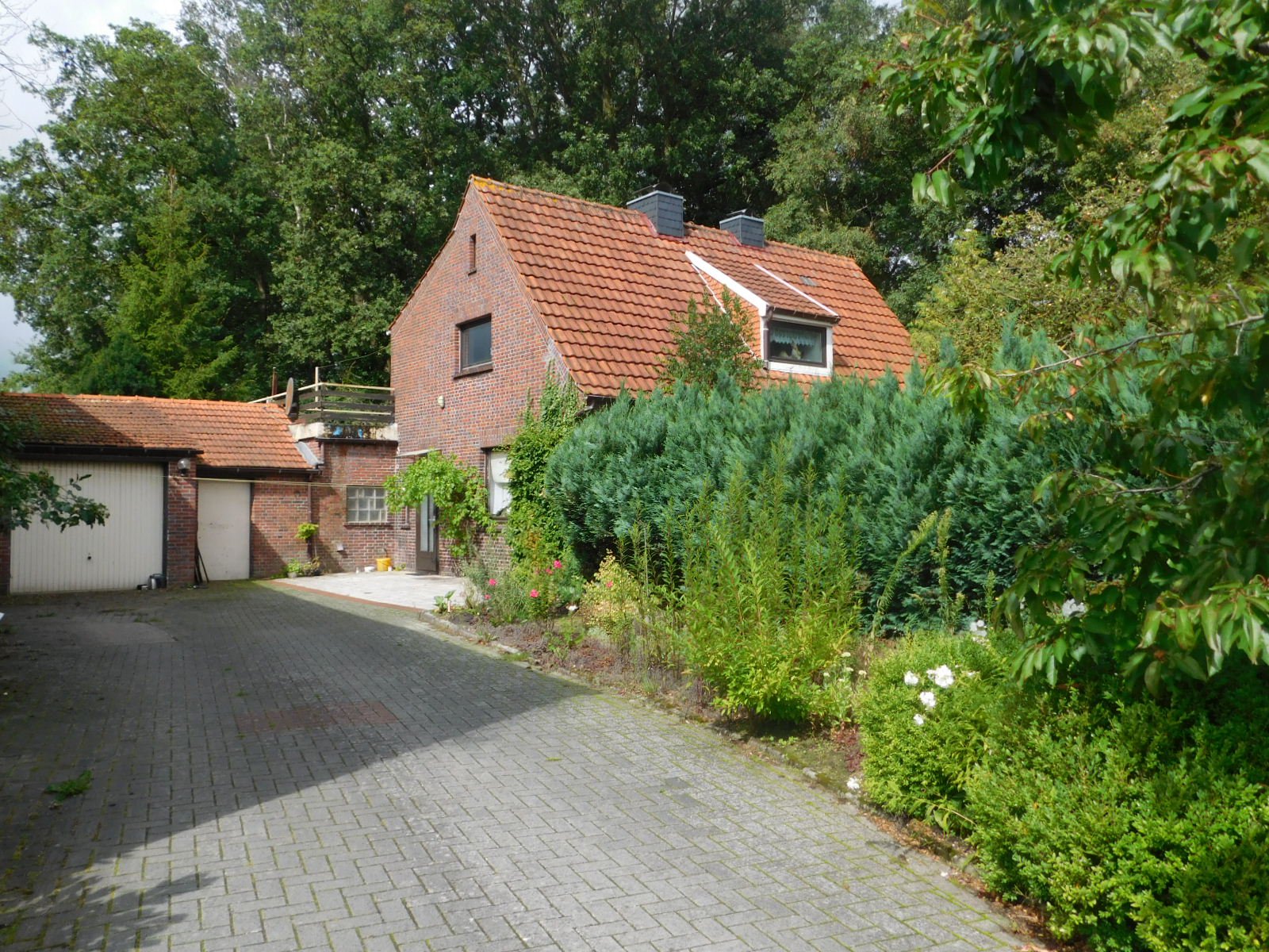 Foto WIESMOOR: Wohnhaus
