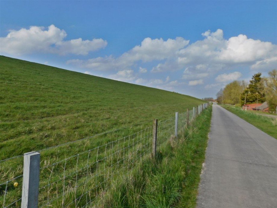 Weg am Deich Haus Jemgum