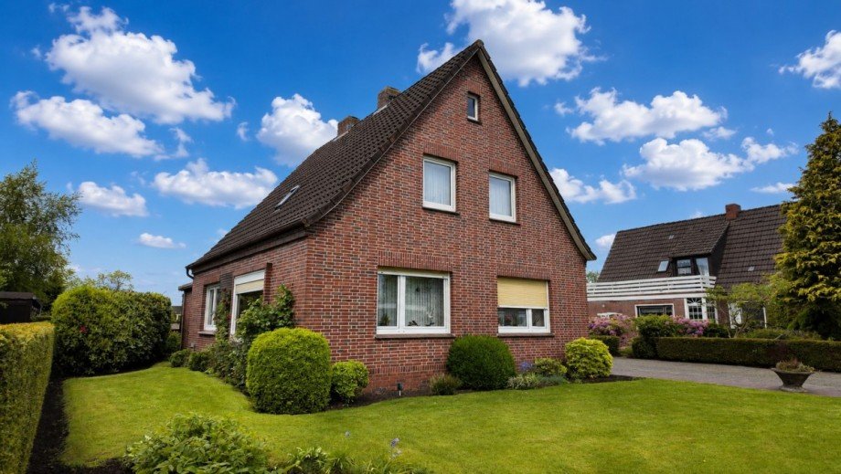 Vorderansicht 2 Einfamilienhaus Wiesmoor