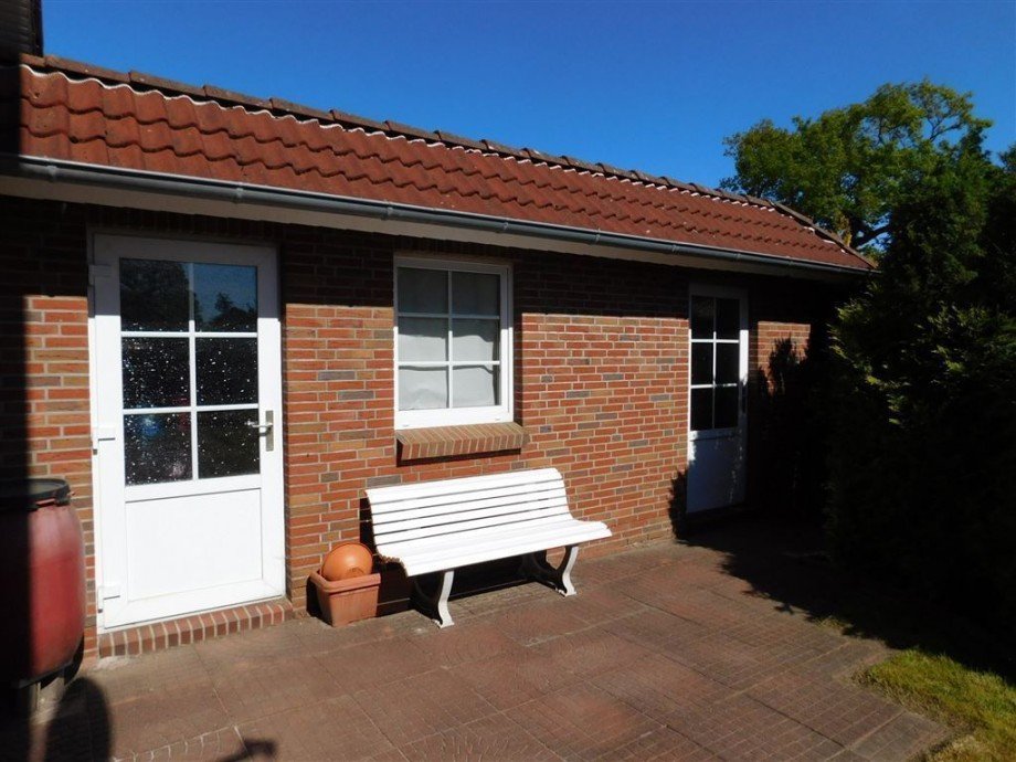 Ansicht Nebengeb�ude Zweifamilienhaus Friedeburg , Ostfriesl